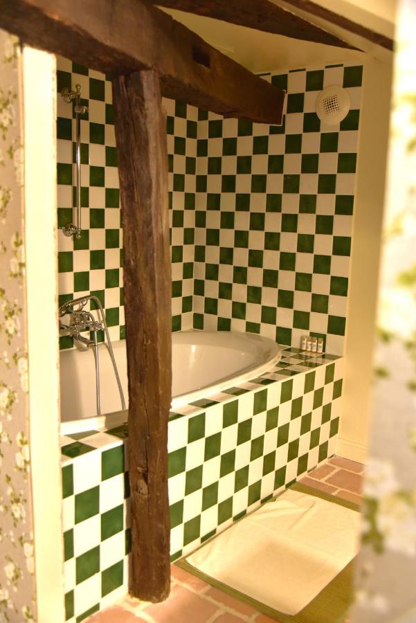 Logis Le Boudoir Hotel 3*