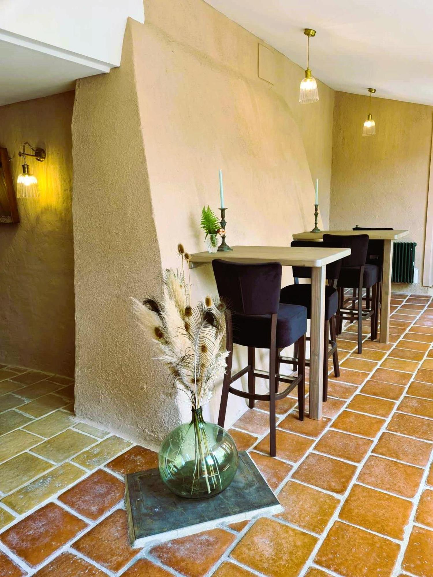 Logis Le Boudoir Hotel
